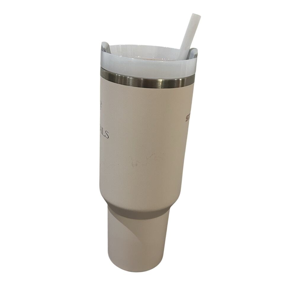 Stanley Light Pink 40 oz Mug - Picture 2 of 8